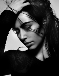 Ким Кардашян за V Magazine Есен 2012  - 4