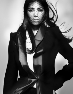 Ким Кардашян за V Magazine Есен 2012  - 7