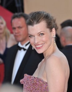 Мила Йовович (Milla Jovovich) - 16