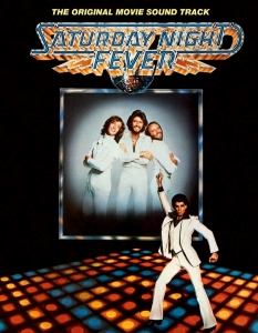 Saturday Night Fever Soundtrack
Музиката към едноименния филм с участието на Джон Траволта е пусната като албум на 15 ноември 1977 г. В САЩ саундтракът става 15 пъти платинен и печели редица награди Грами, сред които за албум на годината през 1979 г.