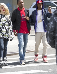 Nicki Minaj, Big Sean, Derrick Rose, Kids This Days в кампанията Adidas is all in: Originals - 11