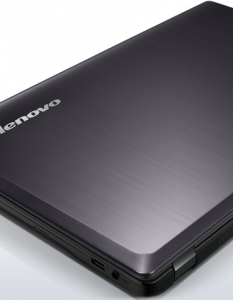 Lenovo IdeaPad Y580 - 3