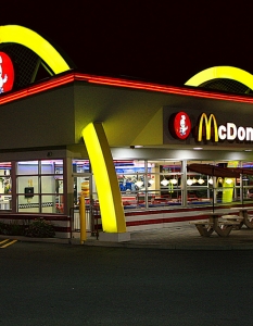 19. Retro McDonald’s - Fairhaven, Massachusetts, USA