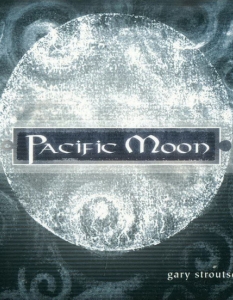 3. Gary Stroutsos - Pacific Moon
За албума Pacific Moon Гари Страутсъс (Gary Stroutsos) се вдъхновява от пътуване до Falcon Cove Beach, изолирана, залесена местност в Орегон. Флейтистът отвежда слушателя през един ден на плажа, минавайки през песните Dawn, Afternoon Wave, Twilight и Nights of Quiet Stars, създавайки индиански тонове с голямата си колекция от различни видове флейти.