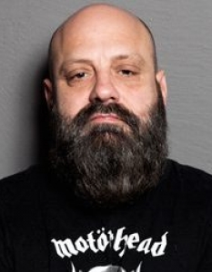 5. Kirk Windstein - DownМетъл изпълнителят и китарист Kirk Windstein често изглежда като затворник, който дълго време не е имал достъп до самобръсначка. Точно този факт поставя брадата му в категорията "емблематична".