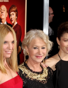 Toni Collette, Helen Mirren, Jessica Bielа