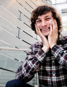 5. Gotye feat. Kimbra - Somebody That I Used To Know Импресии в YouTube към 31 декември 2012 г. - 360 млн.  