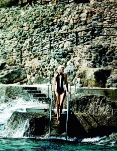Каролин Мърфи‎ за Vogue, декември 2012 - 4