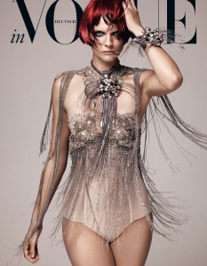 2013 German Vogue Swarovski Horoscope Calendar  - 6