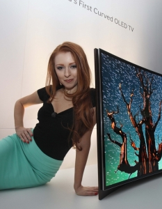 Samsung Curved OLED TV - 9