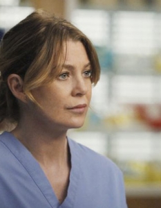 Елън Помпео (Ellen Pompeo)Очарователната Елън Помпео (Ellen Pompeo) спечели приза за любима актриса в драматичен сериал за ролята си на доктор Меридит Грей в Grey