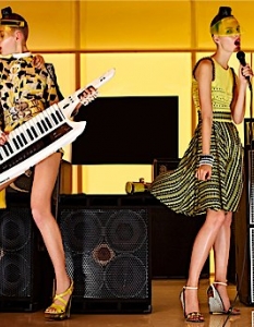 Girls In The Band @ Vogue Japan - 1