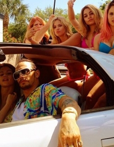 Spring Breakers - 4