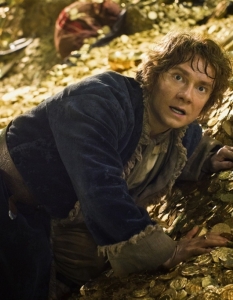 The Hobbit: The Desolation of Smaug
 The Hobbit: An Unexpected Journey (Хобит: Неочаквано пътешествие) влезе в киносалоните преди броени дни, а феновете на Средната земя вече гледат напред към втората част. 
The Hobbit: The Desolation of Smaug ще започне от там, където свърши първата част и ще проследи приключенията на Билбо Бегинс, Гандалф и 13-те джуджета към Самотната планина.