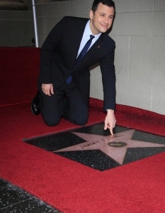 Джими Кимел със собствена звезда на Walk of Fame в Холивуд - 12