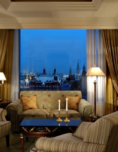 13. Ritz-Carlton Suite, Ritz-Carlton, Moscow US$ 18 000 за една нощувка