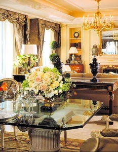 11. Royal Suite, Four Seasons Hotel George V, Paris US$ 24 550 за една нощувка