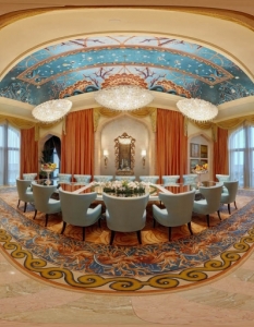 10. Royal Towers Bridge Suite, Atlantis, Bahamas US$ 25 000 за една нощувка