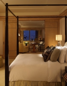 9. Ritz-Carlton Suite, Ritz-Carlton, Tokyo US$ 26 300 за една нощувка
