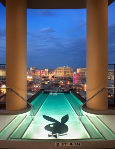 5. Hugh Hefner Sky Villa Palms Resort, Las Vegas US$ 35 487 за една нощувка