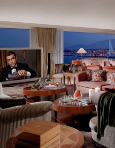 1. Royal Penthouse Suite, Hotel President Wilson, Geneva US$ 65 000 за една нощувка