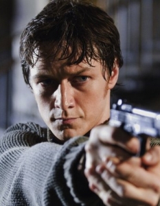 Джеймс Макавой (James McAvoy)
Роден на 21 април 1979 г. в Порт Глазгоу, ШотландияУчаства в: Wanted, The Last King of Scotland, The Chronicles of Narnia: The Lion, the Witch and the Wardrobe, X-Men: First Class