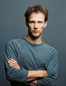 Стивън Мойър (Stephen Moyer)
Роден на 11 октомври 1969 г. в Есекс, АнглияУчаства в: True Blood, Quills, The Caller, Priest