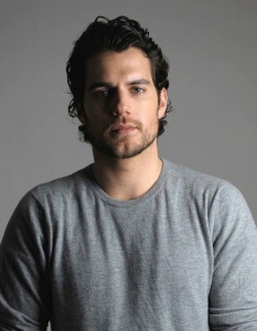 Хенри Кавил (Henry Cavill)
Роден на 5 май 1983 г. в Джърси, Ченъл АйлъндсУчаства в: The Tudors, The Cold Light of Day, Man of Steel, Immortals