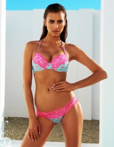 Ирина Шейк за Beach Bunny Swimwear 2013  - 18