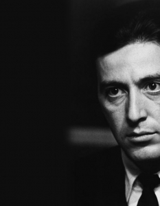 Ал Пачино (Al Pacino)Освен в мафиотски роли като тези в The Godfather (Кръстникът) и Scarface (Белязания) повечето от вас вероятно са гледали брилянтните изпълнения на Ал Пачино (Al Pacino) и във филми като The Merchant of Venice (Венецианският търговец) и The Devil