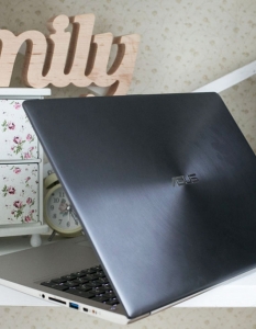 Asus Zenbook U500 - 9