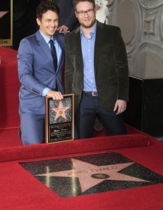 Джеймс Франко със собствена звезда на Алеята на славата в Холивуд - 12