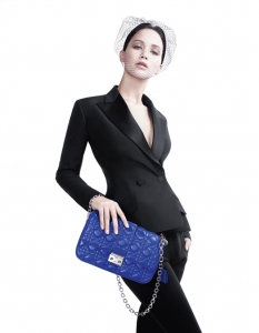 Дженифър Лоурънс за Miss Dior, кампания 2013 - 1