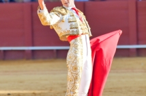 Испанска корида: Novilladas in Plaza de Toros de Sevilla, май 2012 г.