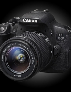 Canon EOS 700D - 1
