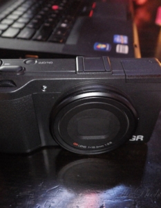 Ricoh GR - 3