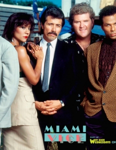 Miami ViceОще една утвърдена класика в жанра. Miami Vice е сериал на NBC, отличен с две награди "Златен глобус" за петте си сезона. Главните роли са поверени на Дон Джонсън (Don Johnson) и Филип Майкъл Томас (Philip Michael Thomas).