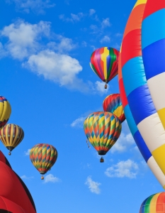 Up! 25 повдигащи настроението фотографии на балони с горещ въздух - 8