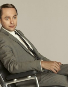 Vincent Kartheiser като Pete Campbell