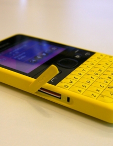 Nokia Asha 210 - 5