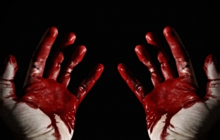 Топ 10 смразяващи кръвта серийни убийци от сериали
