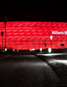 Allianz Arena - Мюнхен, ГерманияКапацитет: 71 000
