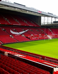 Old Trafford - Манчестър, Обединено кралствоКапацитет: 75 811