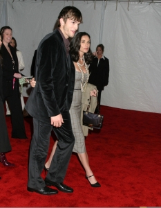 Аштън Къчър и Деми Мур заедно като двойка между 2005 и 2010 г. - 13