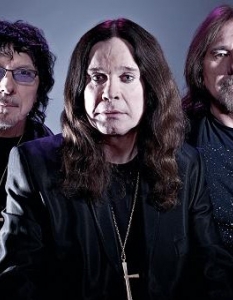 Black Sabbath - 13Кога: 11 юниЖанр: Хеви метъл, хард рокКакво: Деветнадесети албум на легендите от Бирмингам и техен първи от 1978 година с Ози Озбърн като вокалист и Джийзър Бътлър като басист. Продуцент на "13" е самият Рик Рубин.