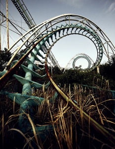 30 сюрреалистични фотографии на изоставени увеселителни паркове - 17