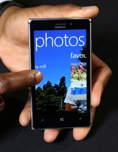 Nokia Lumia 925 - 2