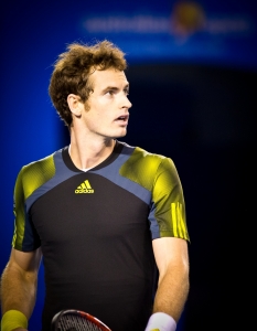 18. Анди Мъри (Andy Murray)Спорт: ТенисДържава: ВеликобританияГодини: 26Успехи: Шампион на US Open, Олимпийски шампион, общо 26 титли, номер 2 в Световната ранглистаИзвън спорта: Рекламно лице на Adidas; бивше рекламно лице на Fred Perry; рекламно лице на часовниците Rado; рекламно лице на Royal Bank of Scotland.