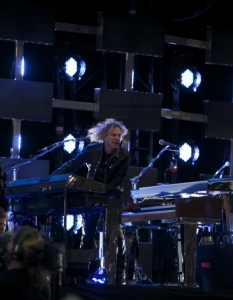 D2 на сцената на Bon Jovi в София - 18