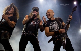 Kavarna Rock 2013: Accept, Thunder, Aria, Черно фередже